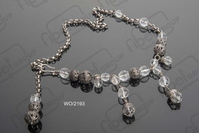 <i18n class='notranslate'>Belts made of metal and other materials</i18n>