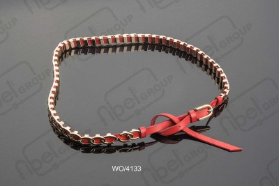 <i18n class='notranslate'>Belts made of metal and other materials</i18n>