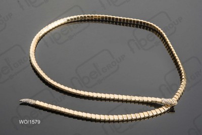 <i18n class='notranslate'>Belts made of metal and other materials</i18n>