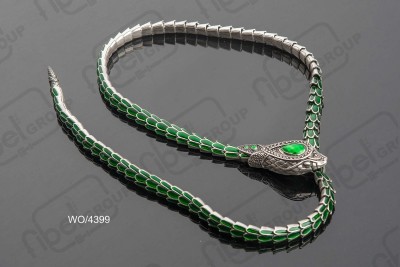 <i18n class='notranslate'>Belts made of metal and other materials</i18n>