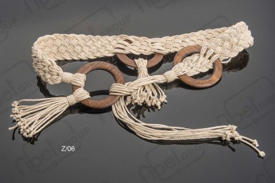 <i18n class='notranslate'>Belts made of metal and other materials</i18n>