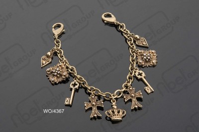 <i18n class='notranslate'>Trousers chains - chain pants</i18n>