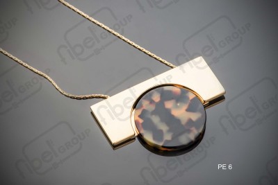 <i18n class='notranslate'>Necklaces</i18n>