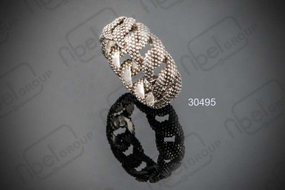 <i18n class='notranslate'>Handring</i18n>