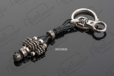 <i18n class='notranslate'>Keychains and bag ornaments</i18n>