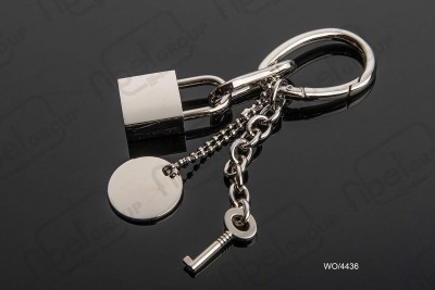 <i18n class='notranslate'>Keychains and bag ornaments</i18n>