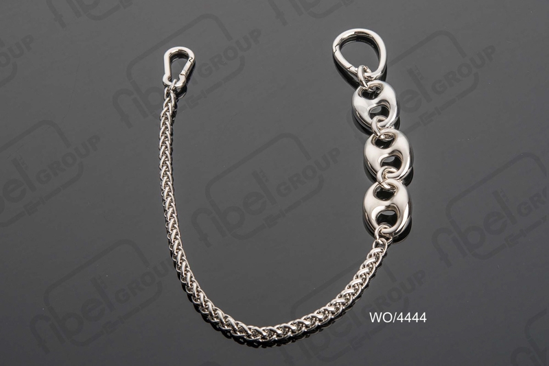 <i18n class='notranslate'>Trousers chains - chain pants</i18n>