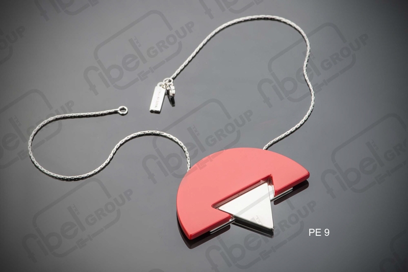 <i18n class='notranslate'>Necklaces</i18n>