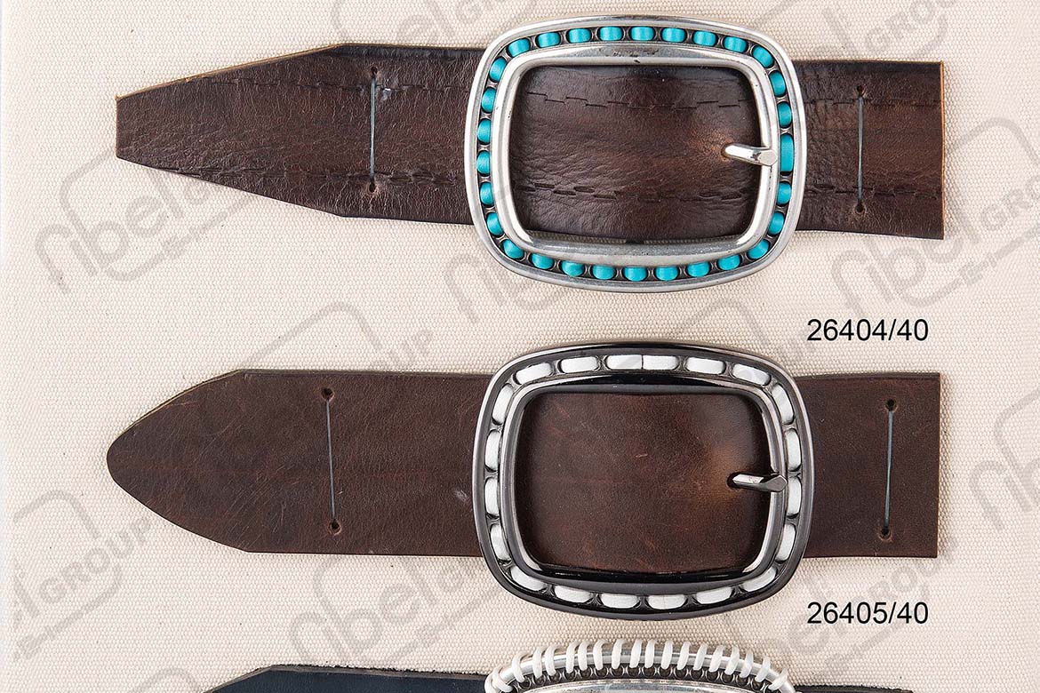 <i18n class='notranslate'>Leather buckles</i18n>