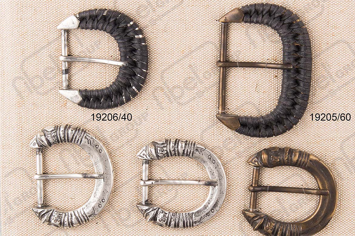 <i18n class='notranslate'>Banded buckles</i18n>