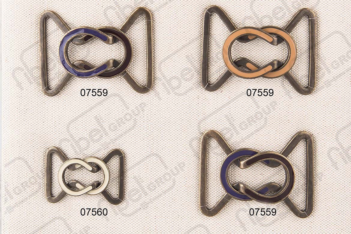 <i18n class='notranslate'>Hooks</i18n>