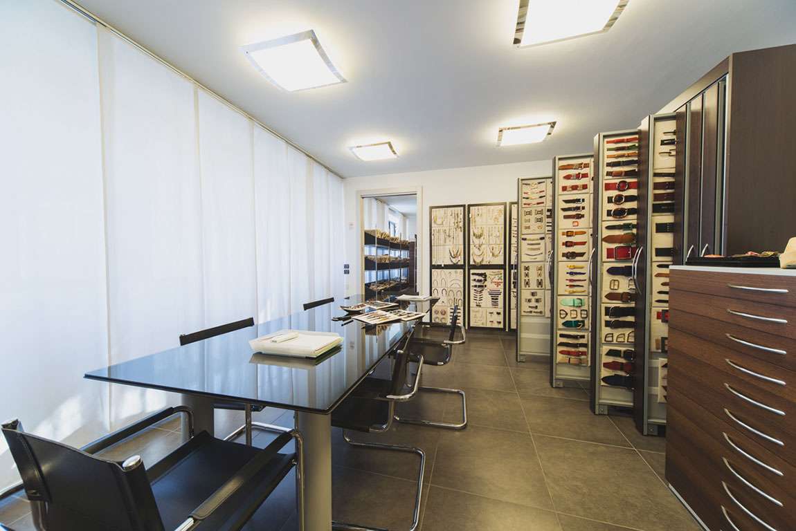 <i18n class='notranslate'>Showroom Fibel Group</i18n>