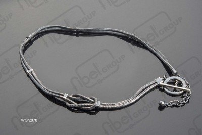 Cinture in metallo e altri materiali