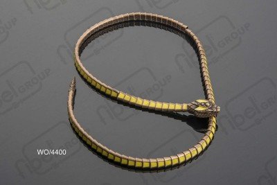 Cinture in metallo e altri materiali