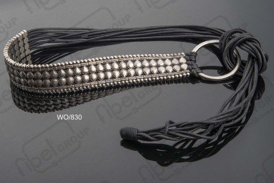 Cinture in metallo e altri materiali