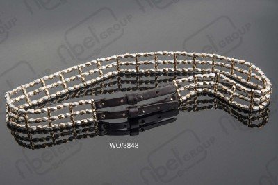 Cinture in metallo e altri materiali