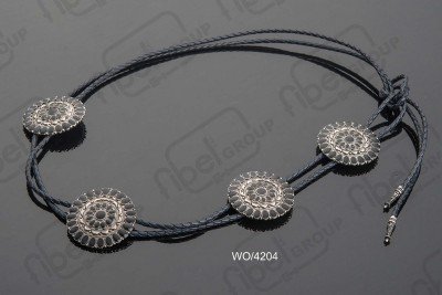 Cinture in metallo e altri materiali