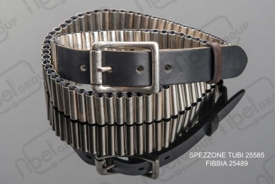 Cinture in metallo e altri materiali