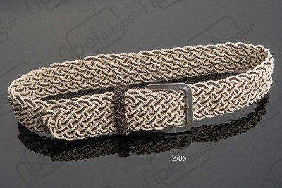 Cinture in metallo e altri materiali