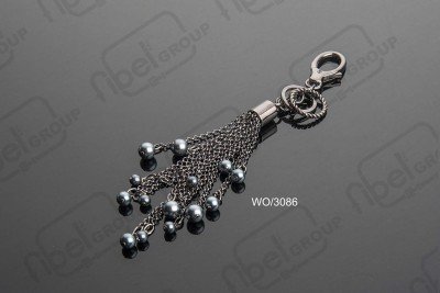 Portachiavi e ornamenti per borse