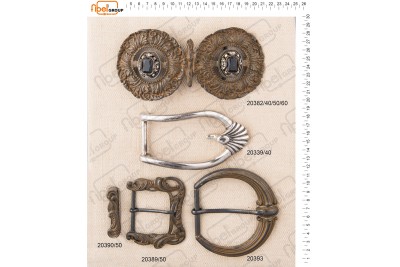 <i18n class='notranslate'>Baroque style buckles</i18n>