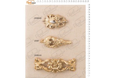 <i18n class='notranslate'>Baroque style buckles</i18n>