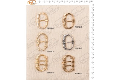 <i18n class='notranslate'>Baroque style buckles</i18n>