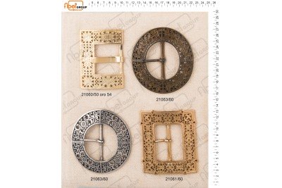 <i18n class='notranslate'>Baroque style buckles</i18n>