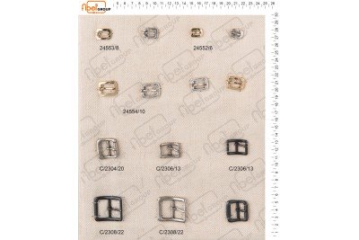 Fibbie piccole e morsetti calzatura