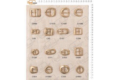 Fibbie piccole e morsetti calzatura